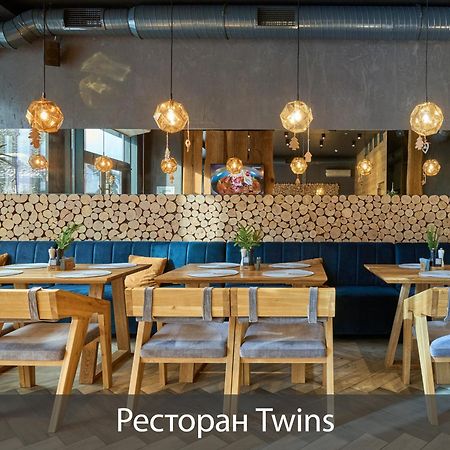 Twins Hotel&Spa Boekovel Buitenkant foto